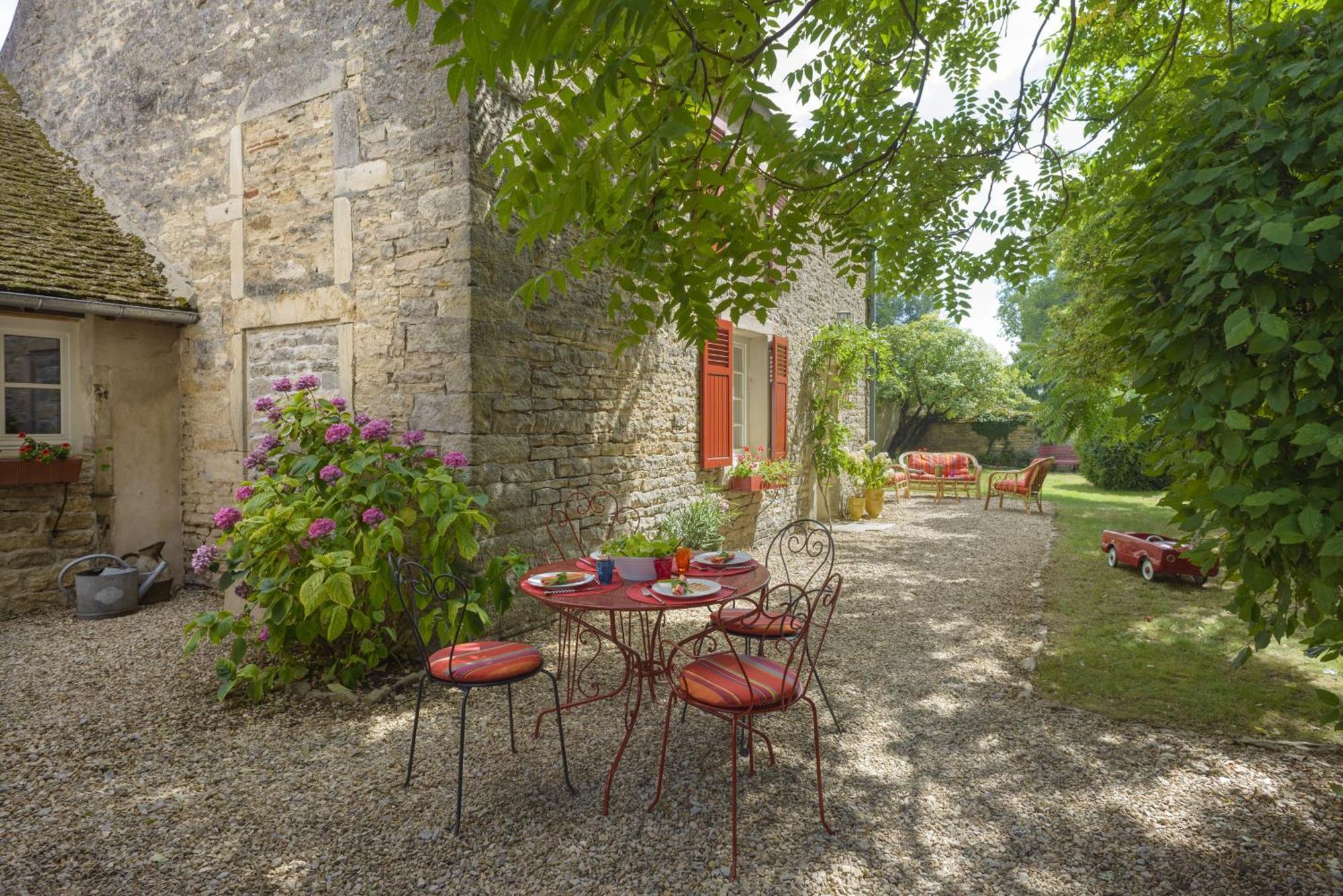 Maison Le Village - Maison D'Hotes モンタニ＝レ＝ボーヌ 部屋 写真